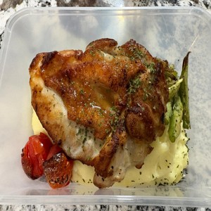 Roasted Chicken with Mashed Potato & Vegs